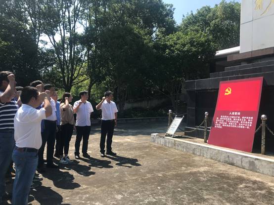 數(shù)控雕銑機,模具雕銑機,立式加工中心,石墨雕銑機-凱博數(shù)控 數(shù)控雕銑機,模具雕銑機,立式加工中心,石墨雕銑機-凱博數(shù)控